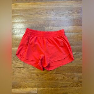 Athleta Hustle Short 3”